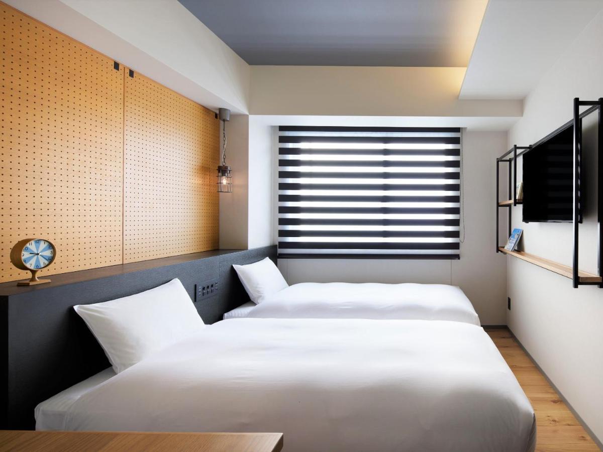 Lamp Light Books Fukuoka Hotel 3*