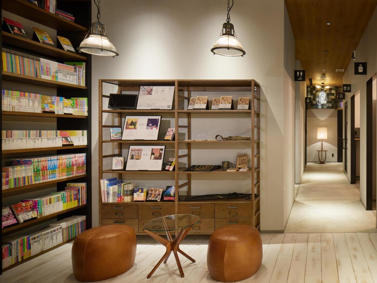 Lamp Light Books Fukuoka Hotel